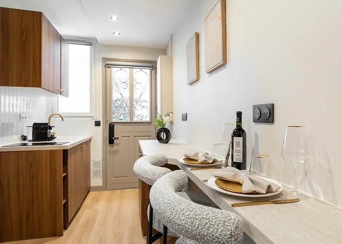 アパート Stunning - Montparnasse パリ