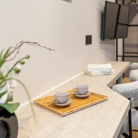 Stunning - Montparnasse