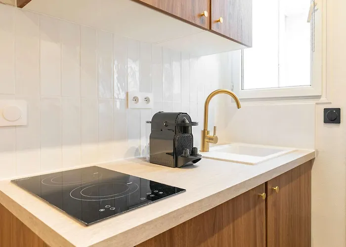 Stunning - Montparnasse Parigi